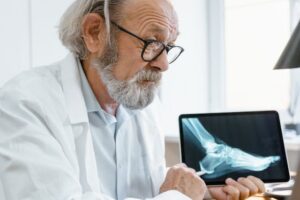 orthopedist - JustDocto